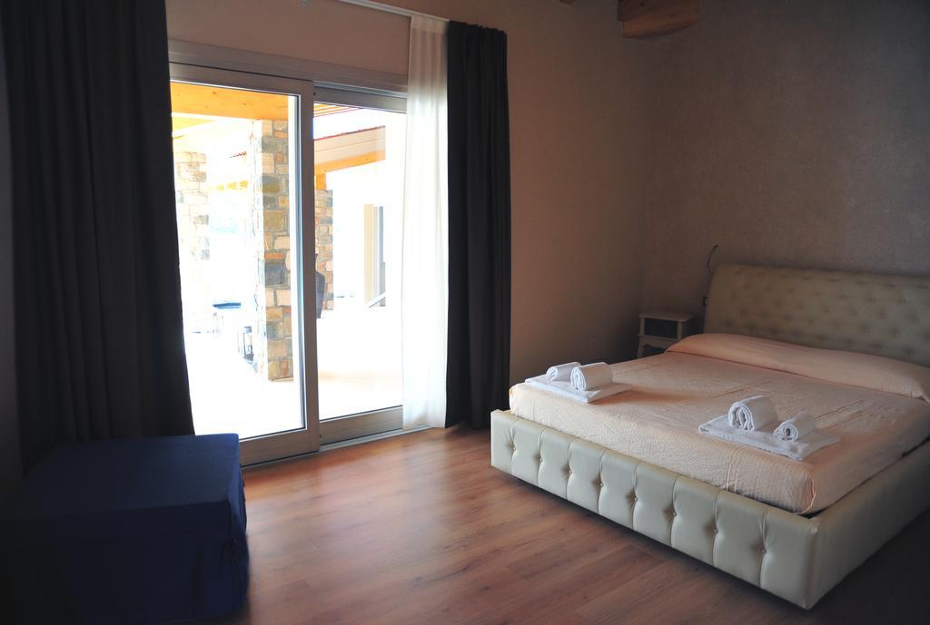 Agriturismo Le Fontane Sale Marasino Room photo