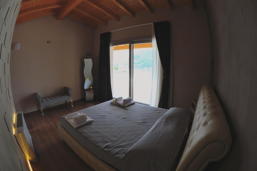 Agriturismo Le Fontane Sale Marasino Room photo